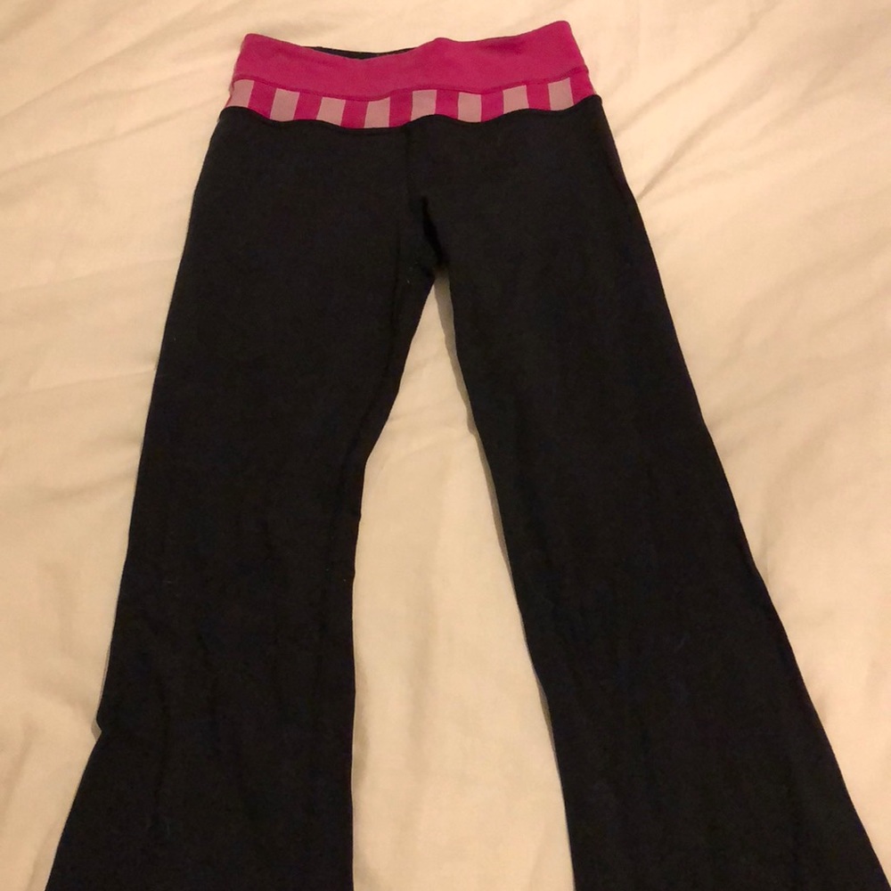 Lululemon yoga pants